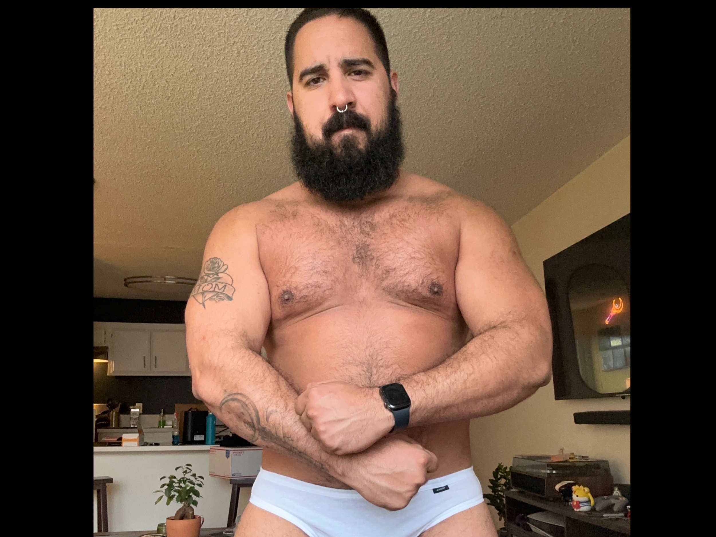 Diego Uncut OnlyFans