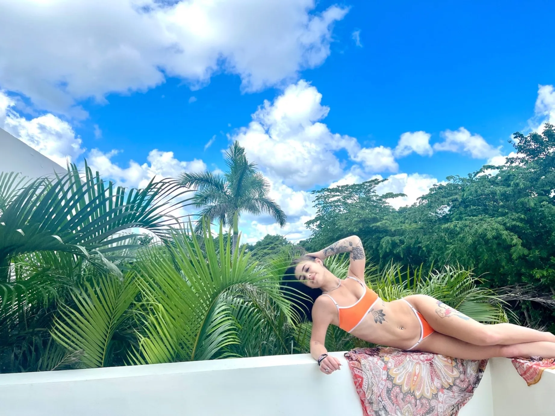 THE FORBIDDEN FRUIT 🍒🍌🍑