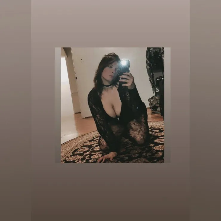 Your Favorite Online Girlfriend OnlyFans header