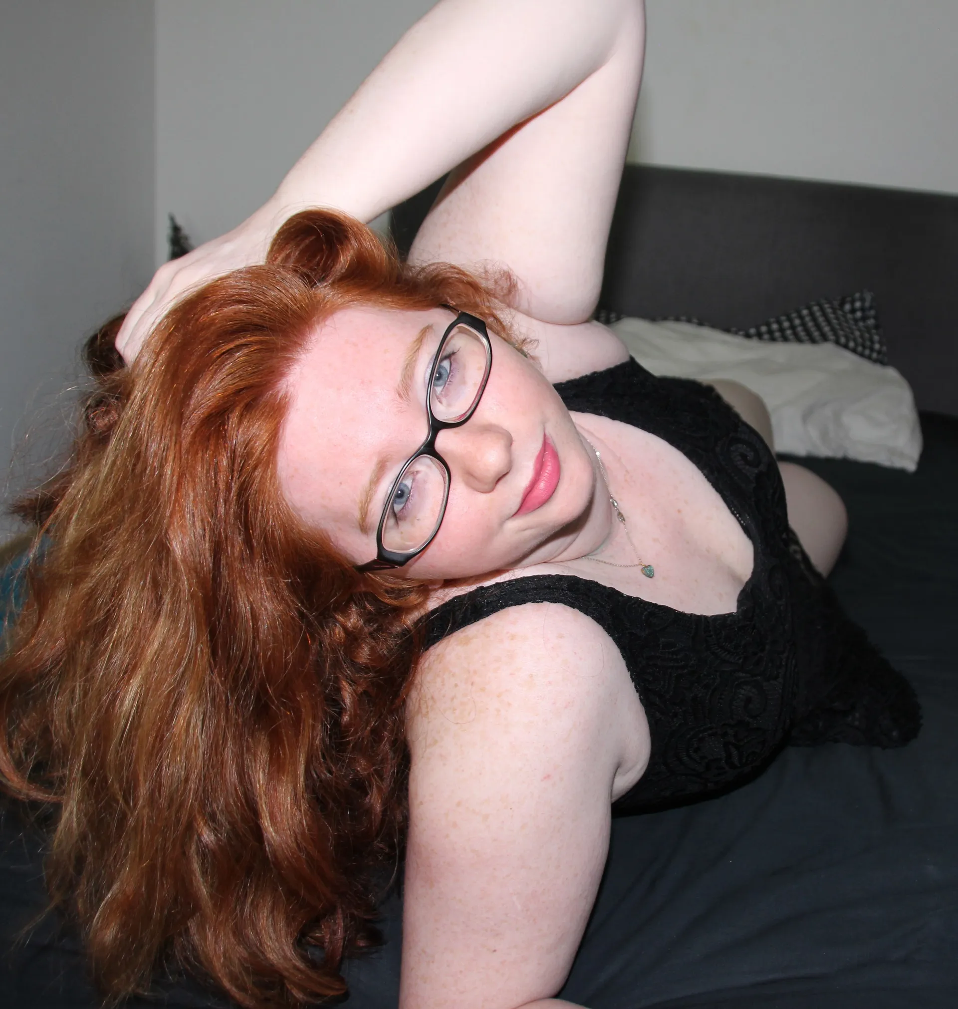 yourmidnightmuse OnlyFans header