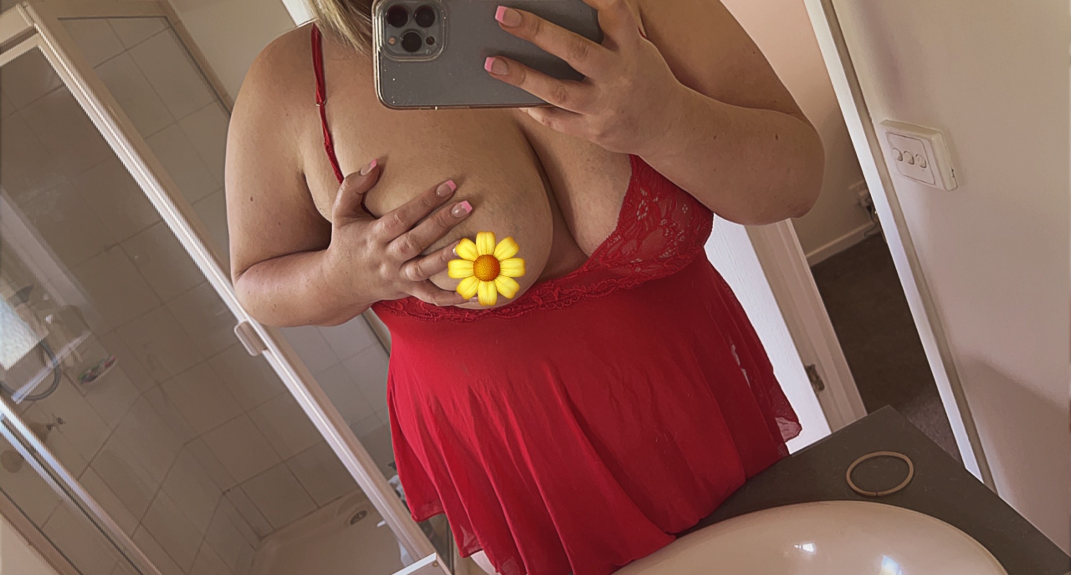 OLIVIA ♡ OnlyFans header