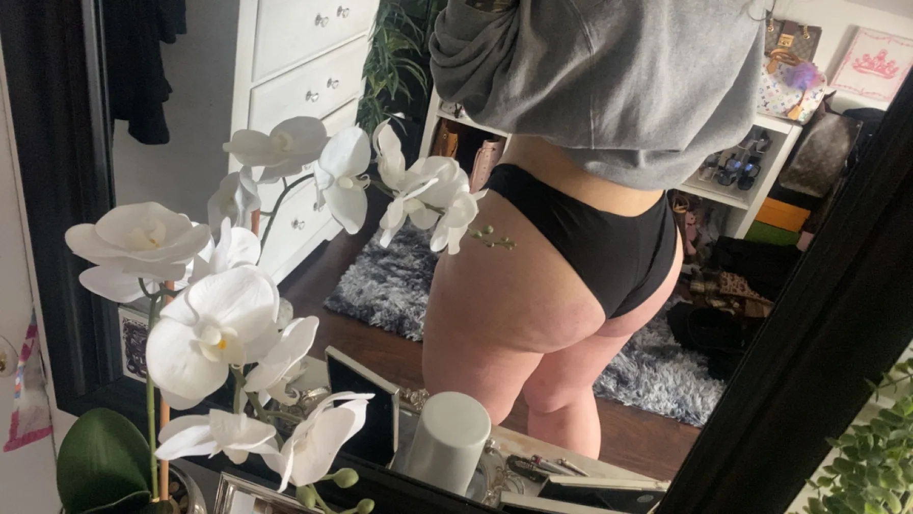 B Poison OnlyFans header