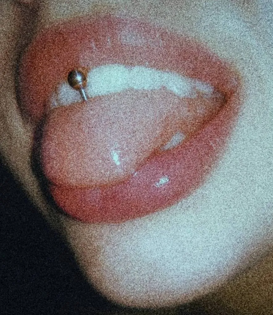 Sexy Lia  🍒 💛💙