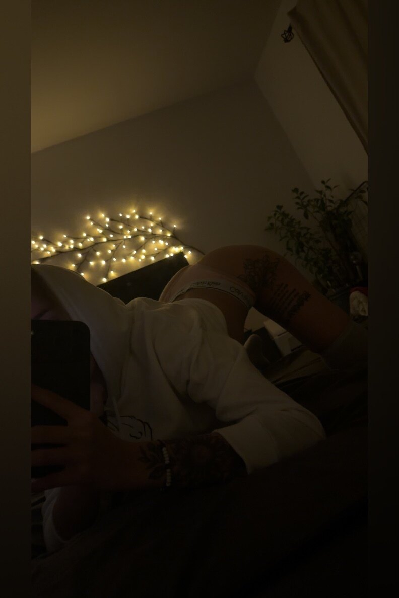 Maery OnlyFans header