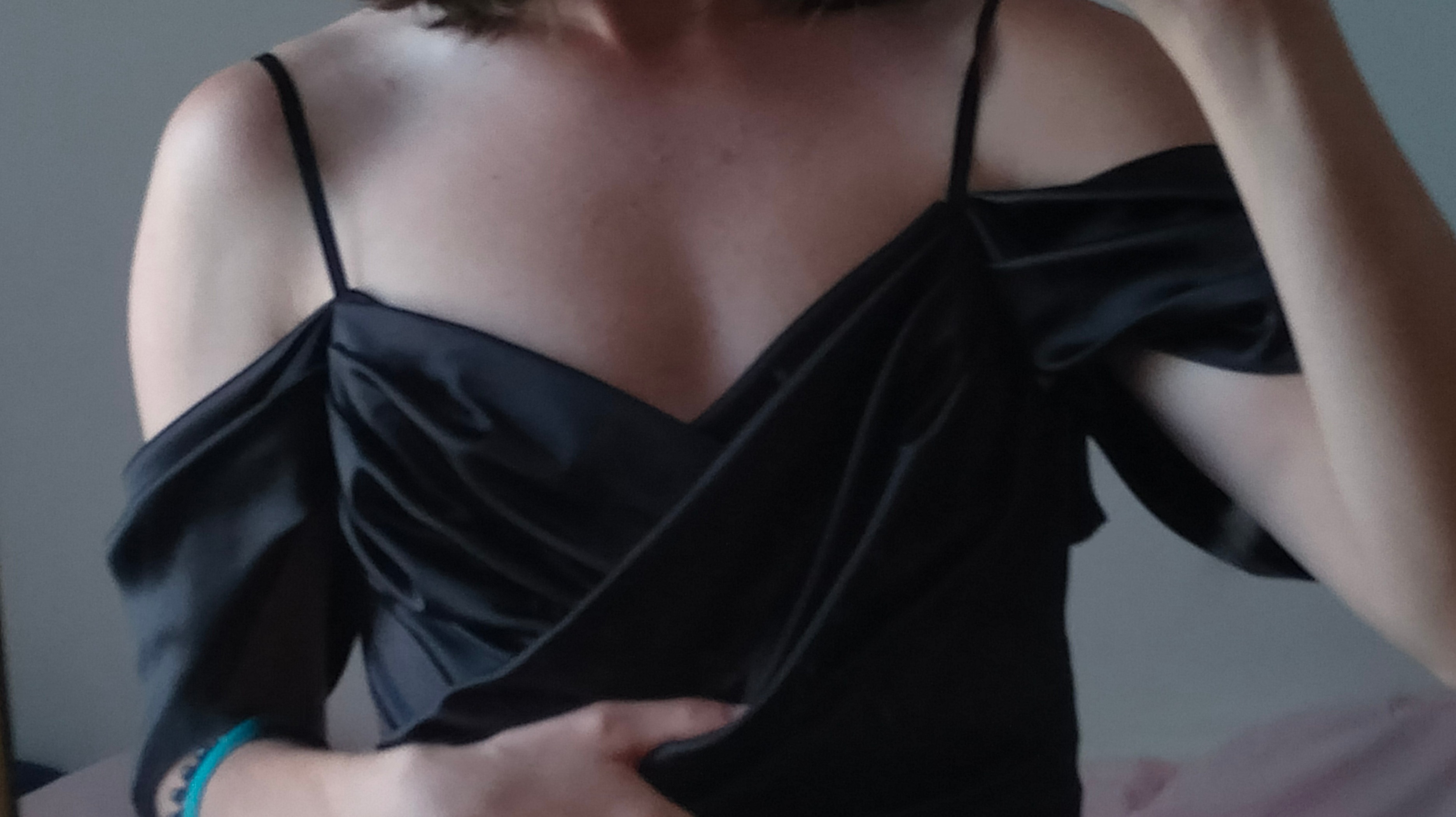 Paula OnlyFans header