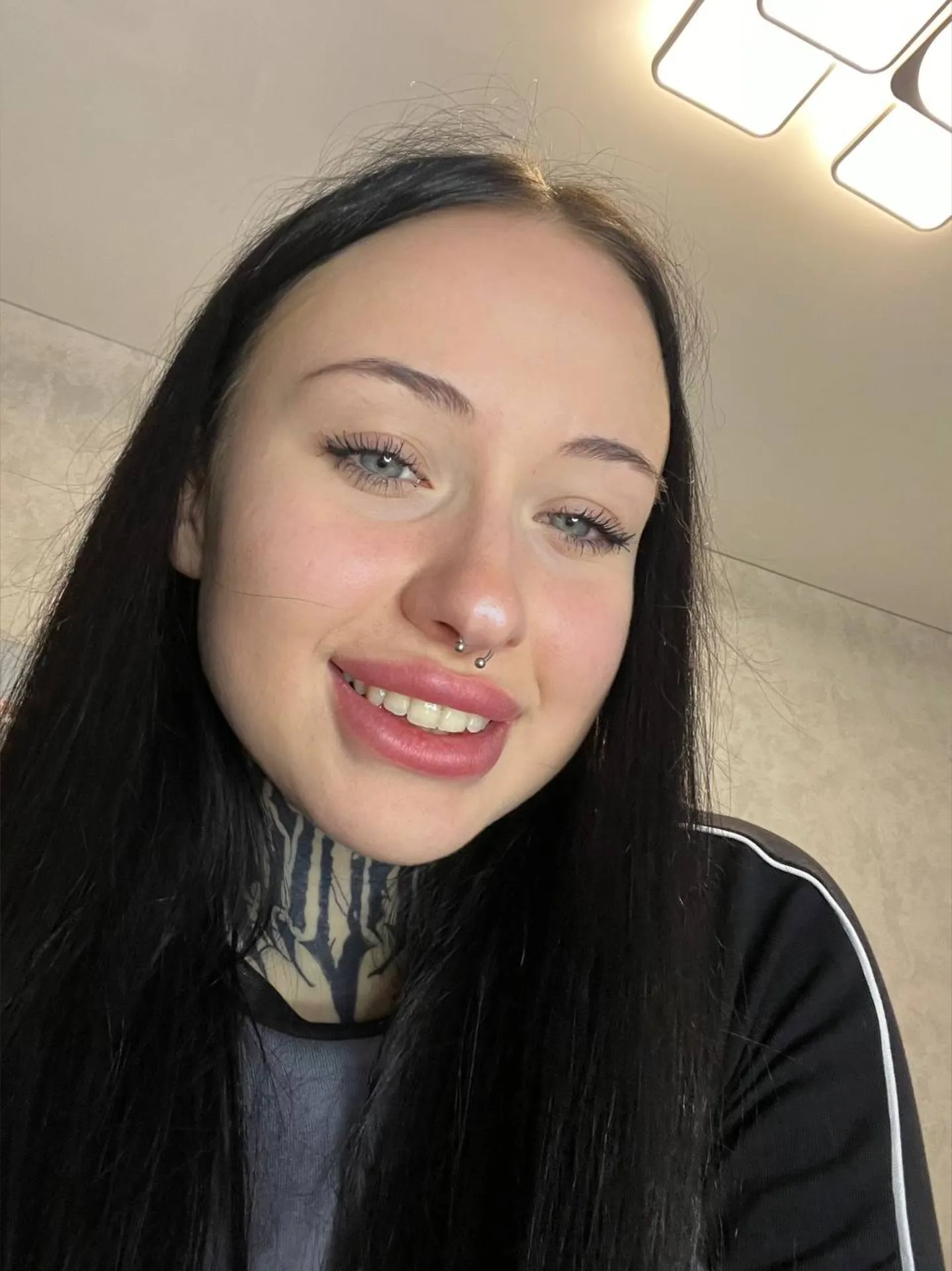 Veronica Moonlight🌙