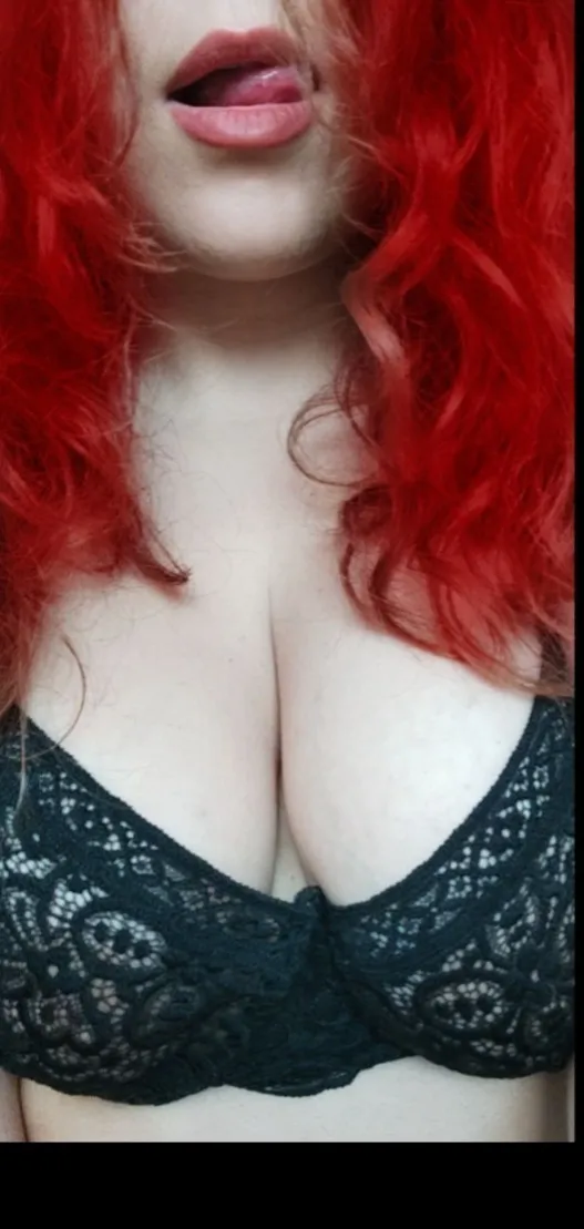 MeViki OnlyFans header