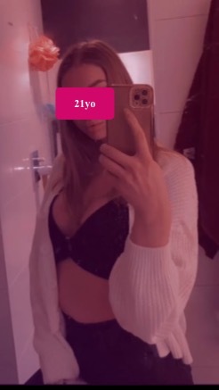 YourYoungMommy OnlyFans