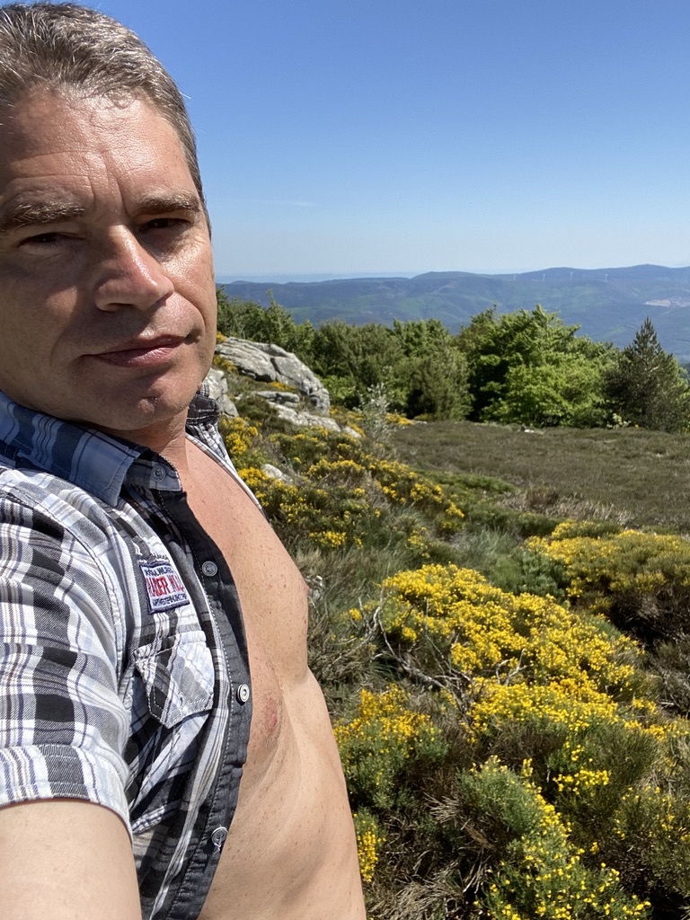 YPfto OnlyFans header