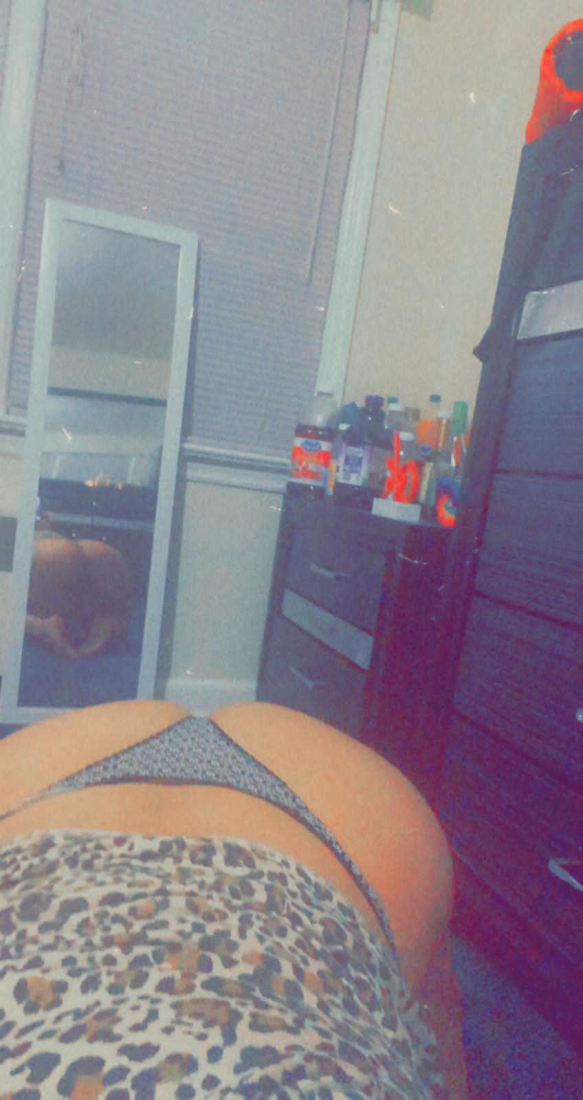 Yshwalis OnlyFans header