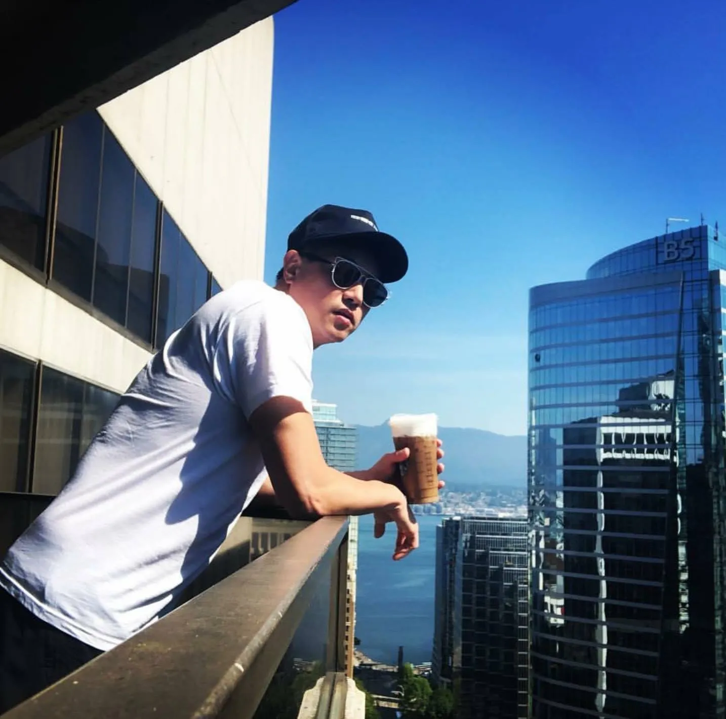 林彥語 OnlyFans header