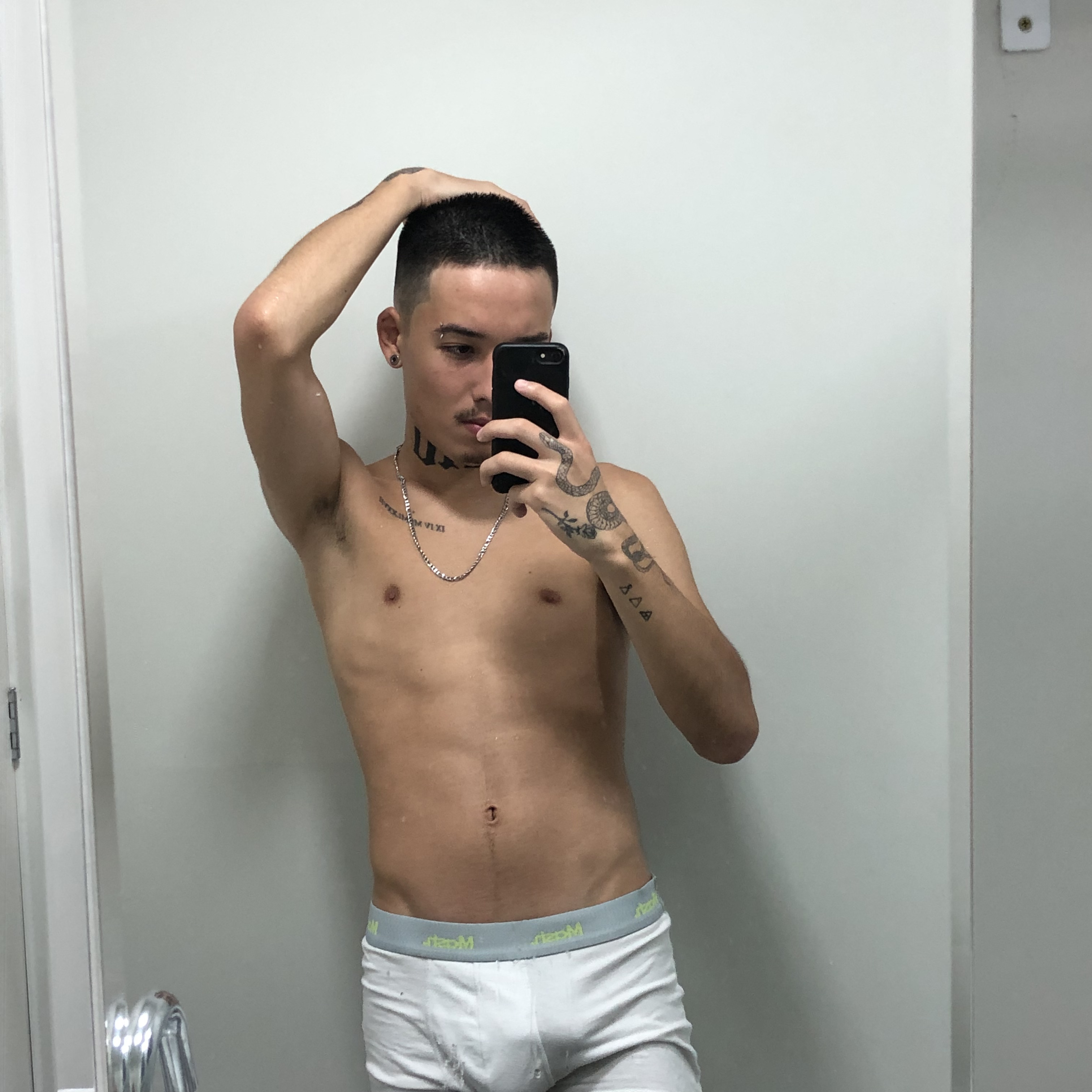 Yuji Saito OnlyFans header