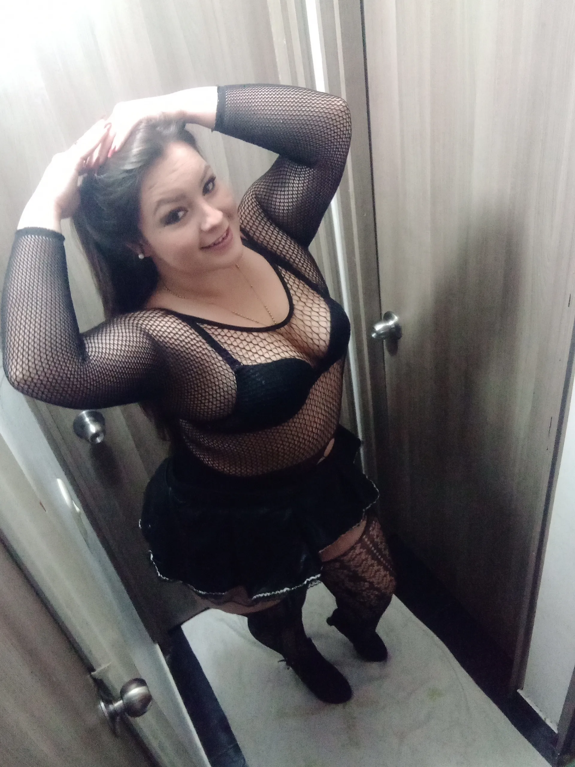 Yuliana OnlyFans header