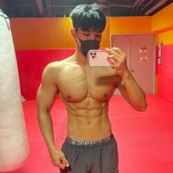 ユウマ@増量中 OnlyFans