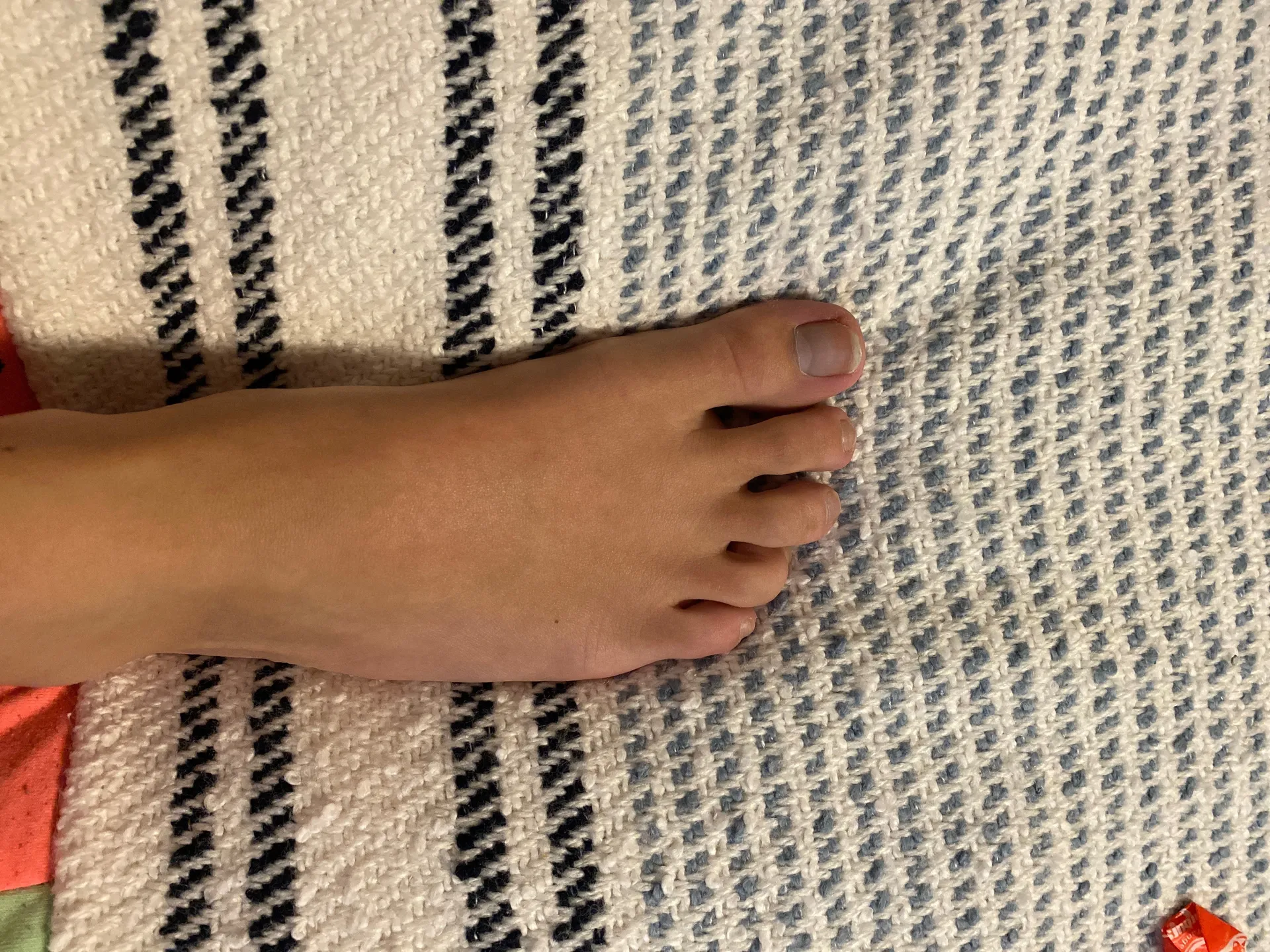 Feet and toes🤤🤤