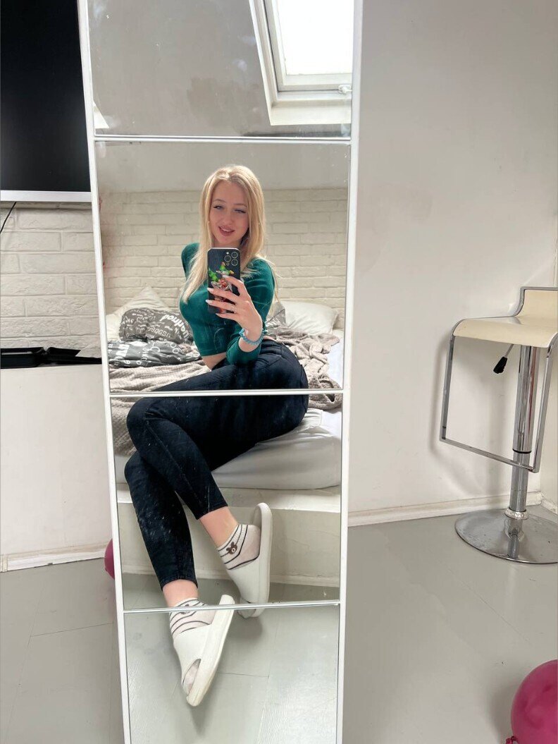 Yuneska &amp; Radu • Villa Couple OnlyFans header