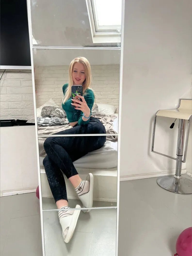 Yuneska &amp; Radu • Villa Couple OnlyFans header