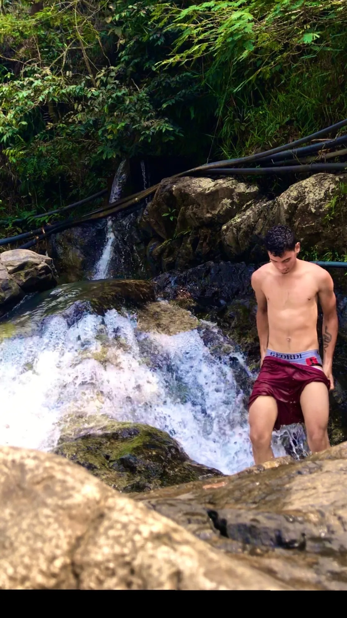 Yunior OnlyFans header