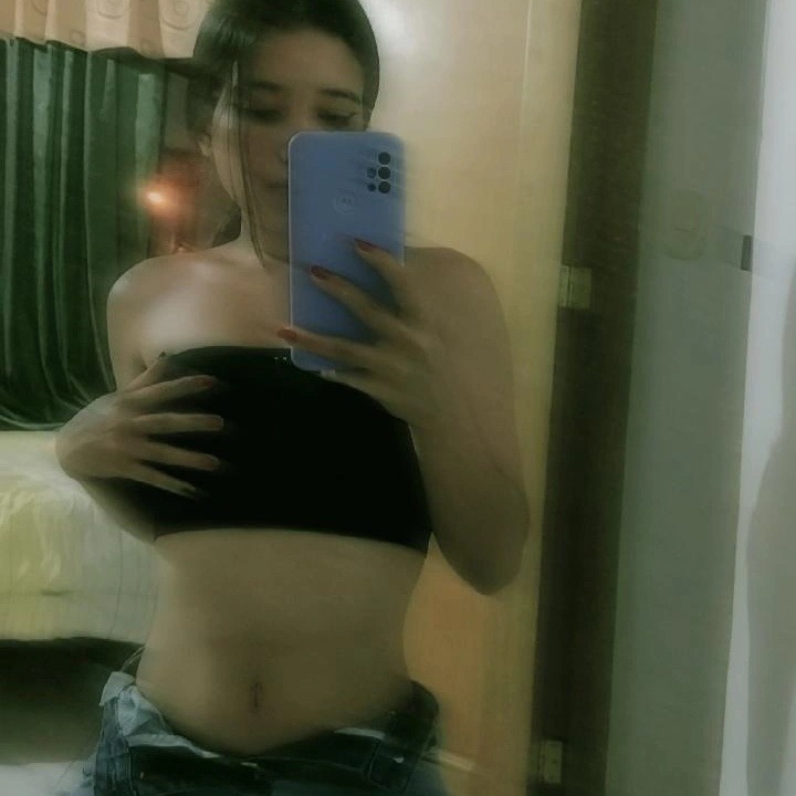 Yurani_ OnlyFans header