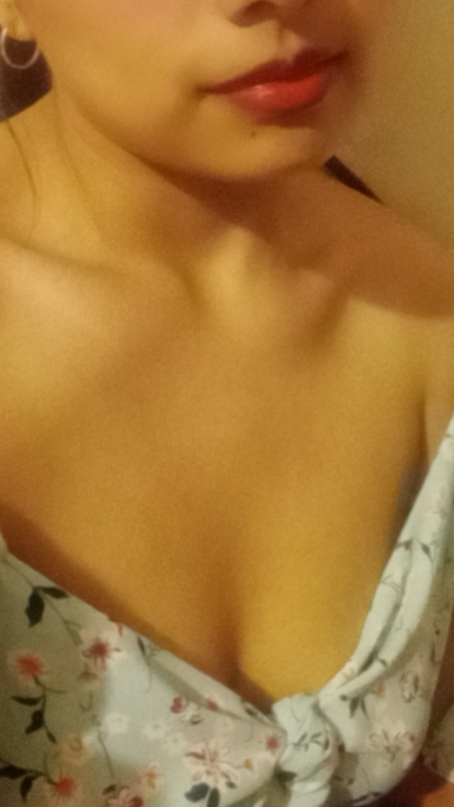 Yuri Sarai OnlyFans header