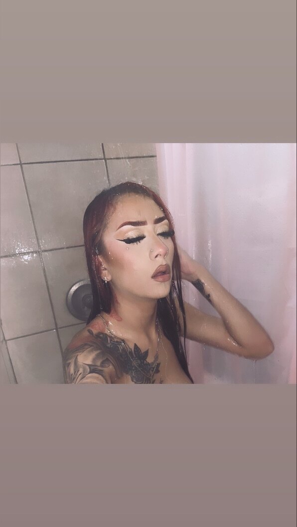 Yadi M OnlyFans header