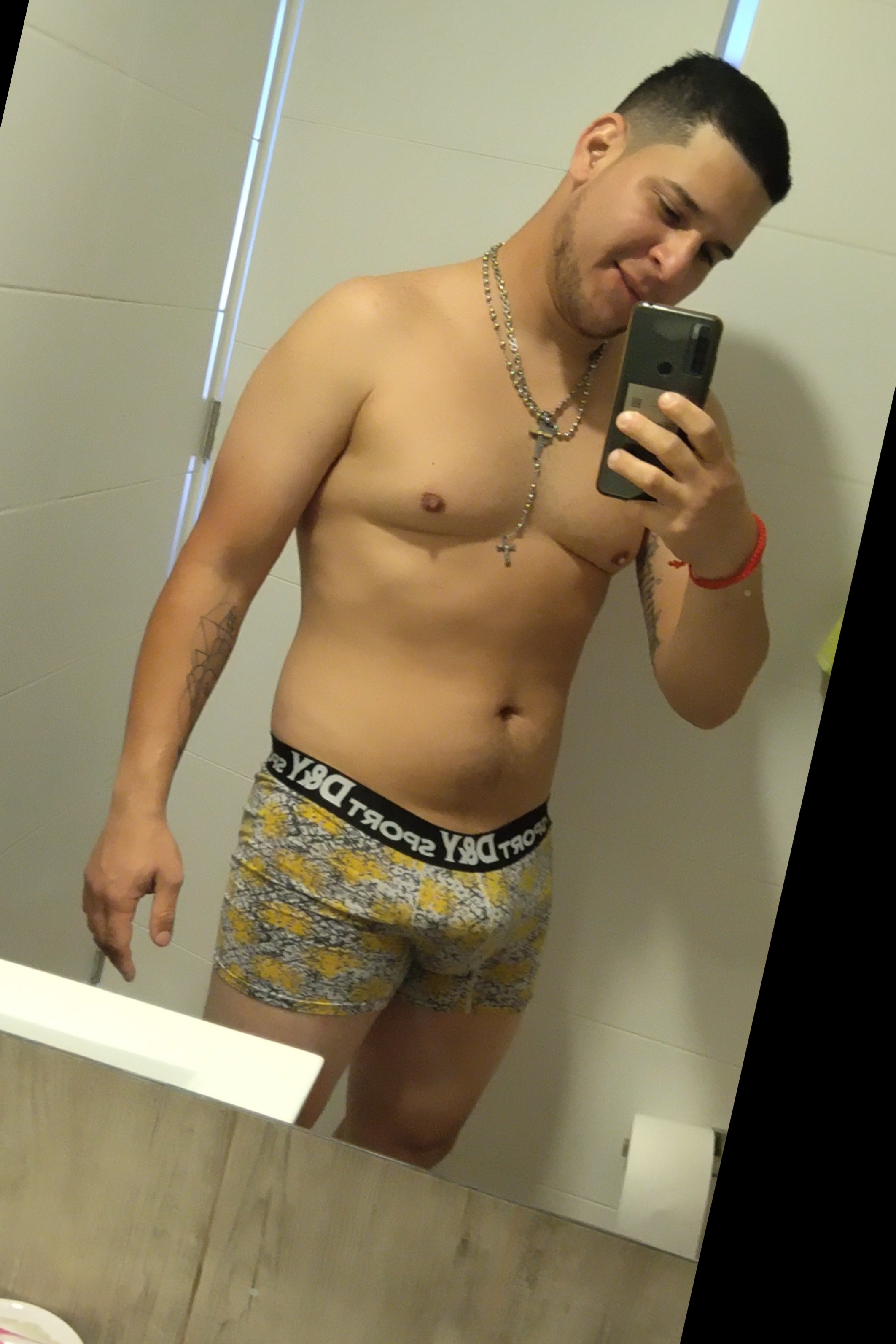 Yyvo OnlyFans header