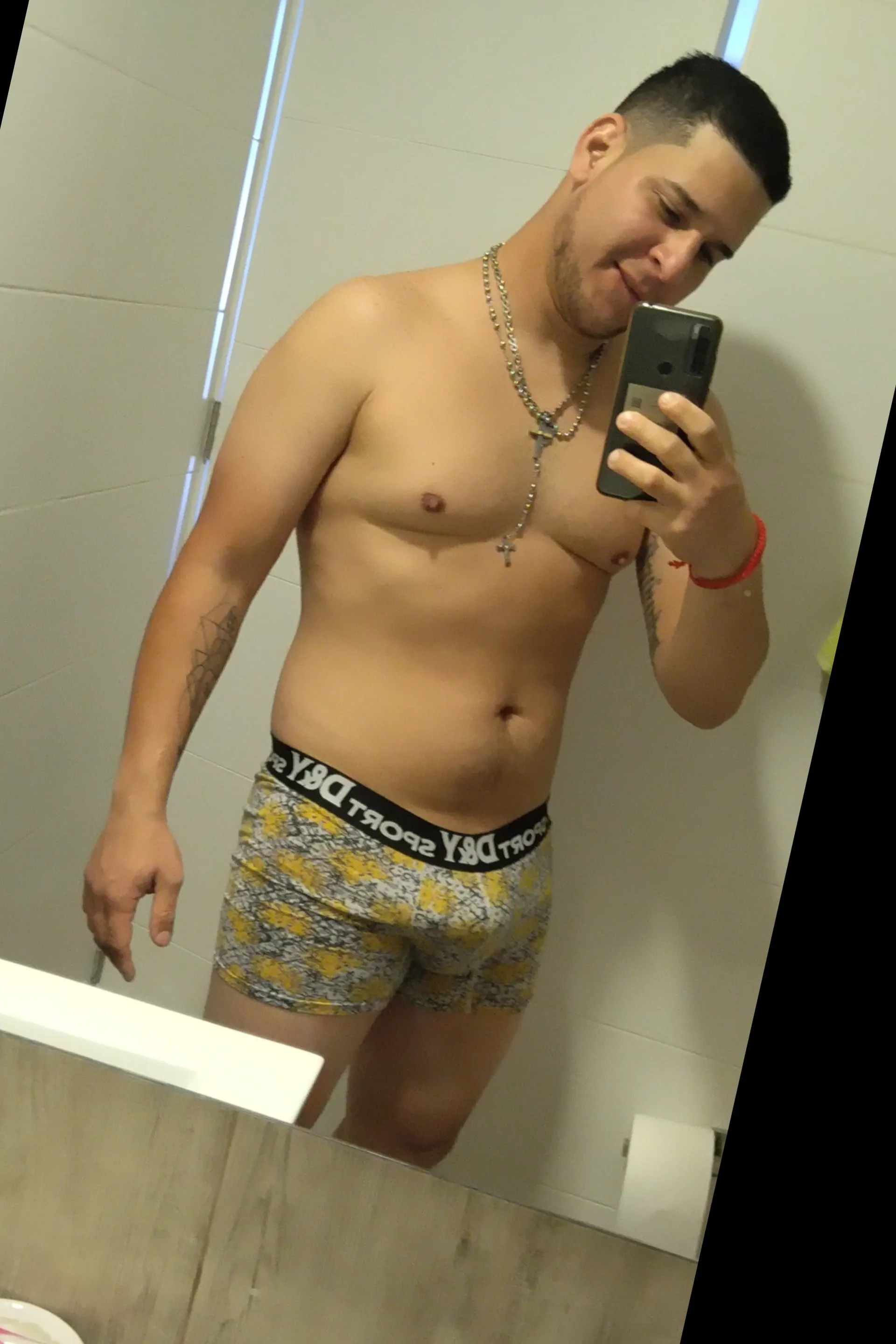 Yyvo OnlyFans header