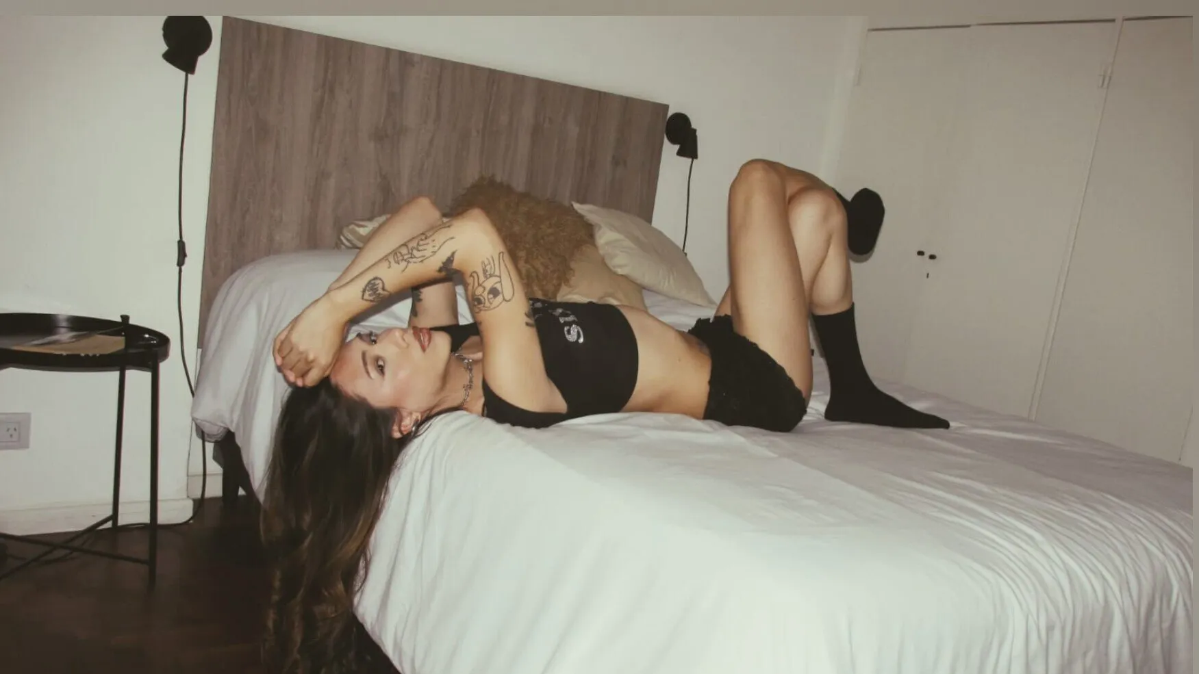 Zara Myles OnlyFans header